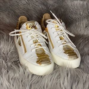 Gold and white Giuseppe Zanotti’s